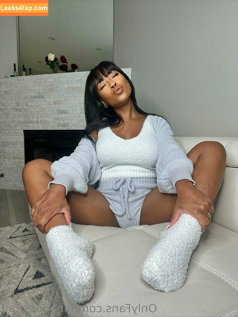 ninadoesitall /  leaked photo photo #0017