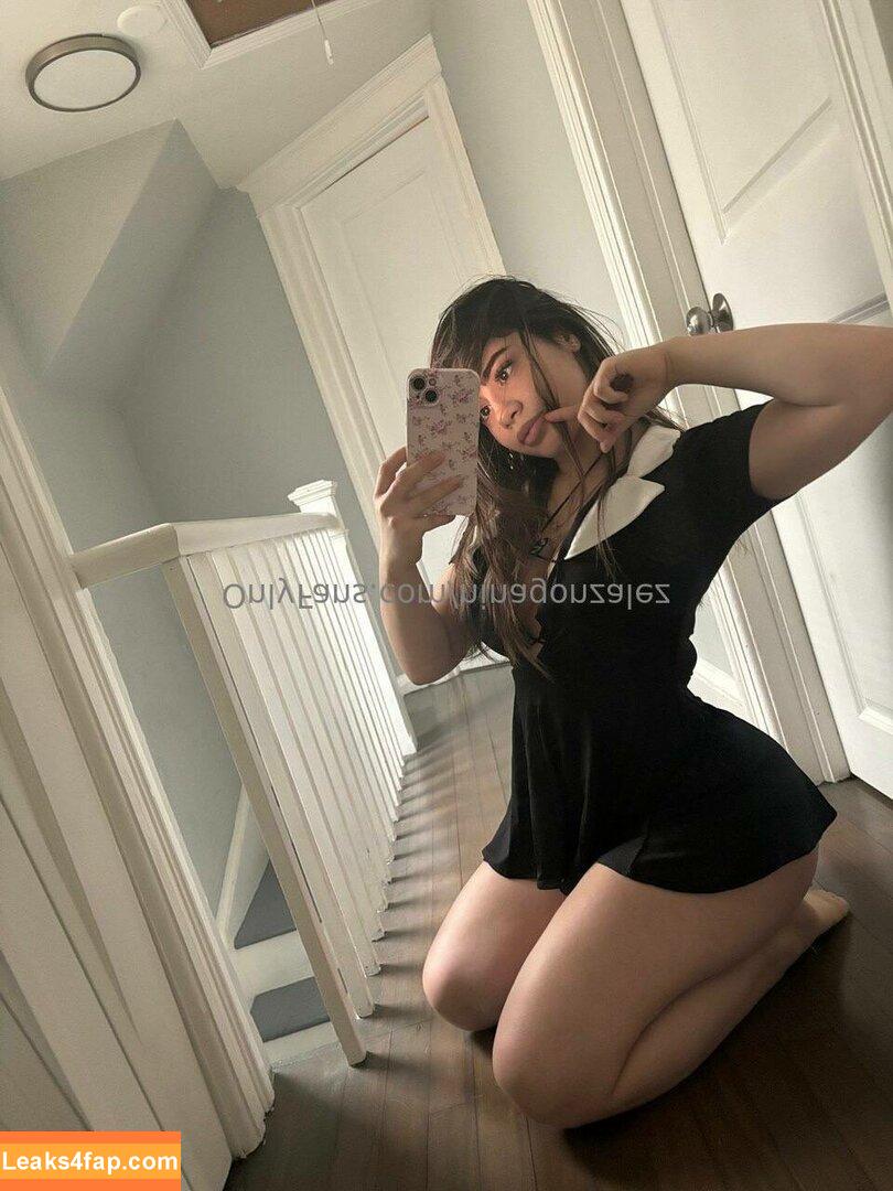 NinaGonz / ninagonzalez leaked photo photo #0009