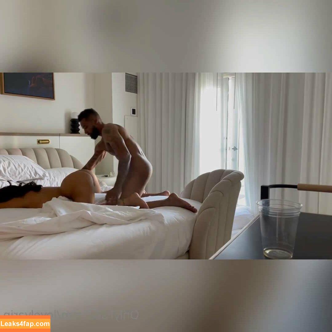 Nira Sanchez / lovelyarin / nirasanchez_ leaked photo photo #0033