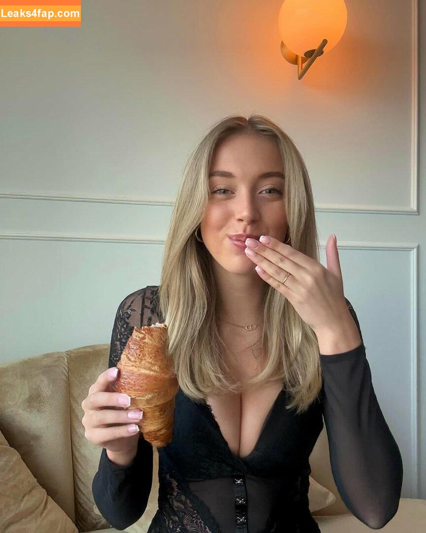 Noa Maureen / noa.mnk / user leaked photo photo #0029