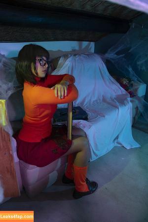 Nooneenoni photo #0029