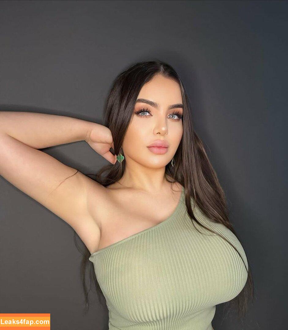 Noure Sahli / noure_sahli leaked photo photo #0007