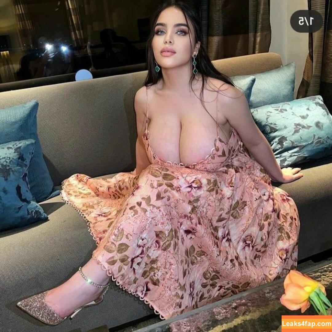 Noure Sahli / noure_sahli leaked photo photo #0025
