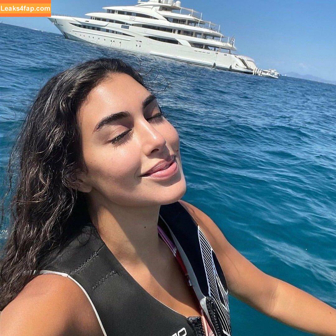 Noure Sahli / noure_sahli leaked photo photo #0036