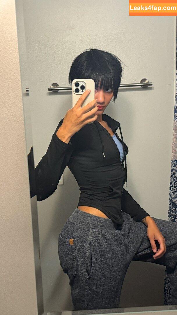 Numochiii / Ladokei Crystal / louxxei / lululoux leaked photo photo #0057