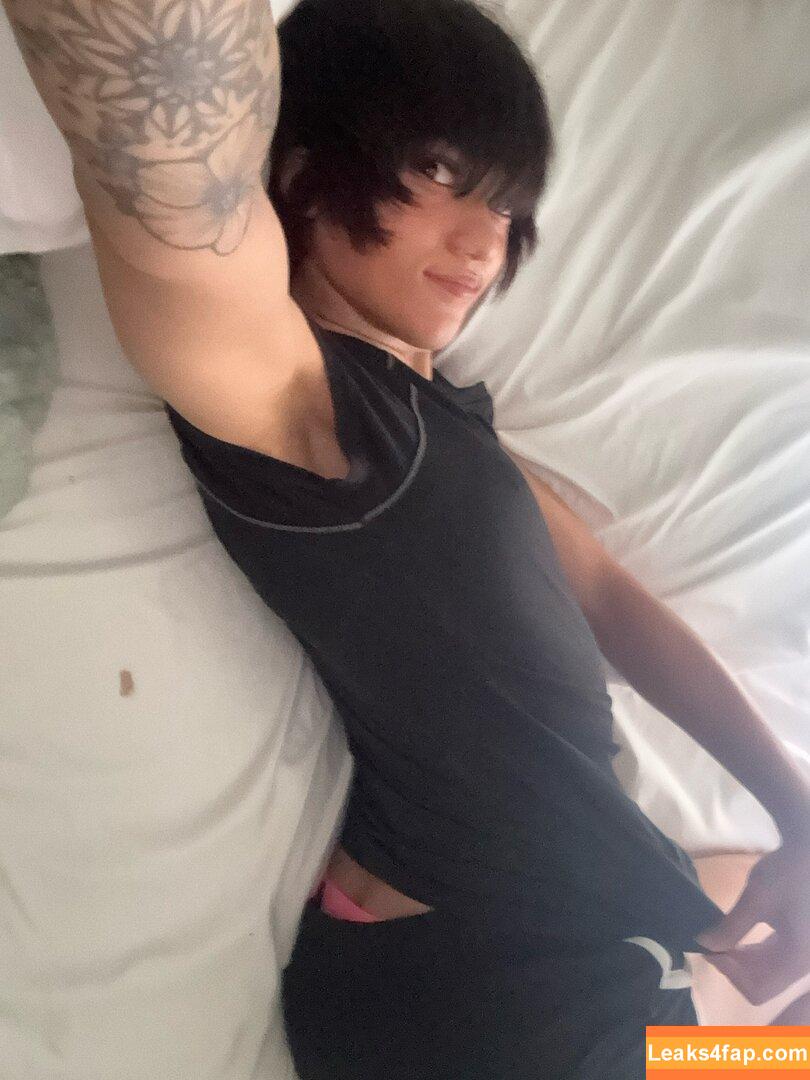 Numochiii / Ladokei Crystal / louxxei / lululoux leaked photo photo #0213