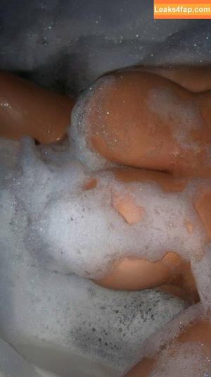 Nuts4Nessa photo #0008