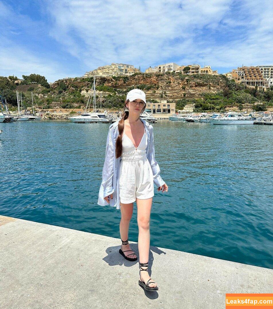 Nyakich / nyakichfeet leaked photo photo #0002