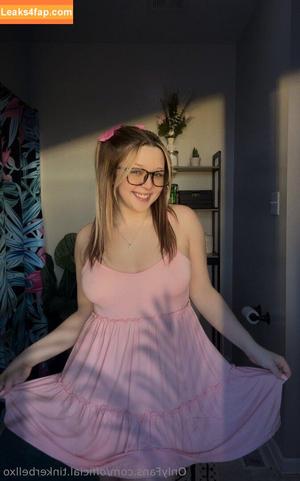 official.tinkerbellxo photo #0001