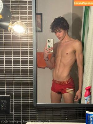 okayjohnnyboy photo #0126