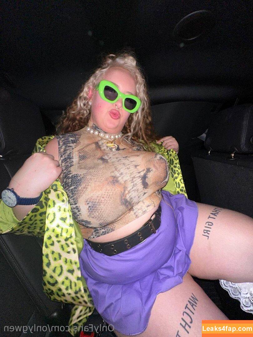 onlygwen /  leaked photo photo #0018