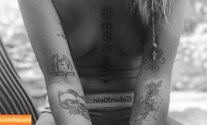 Paris Jackson photo #0026