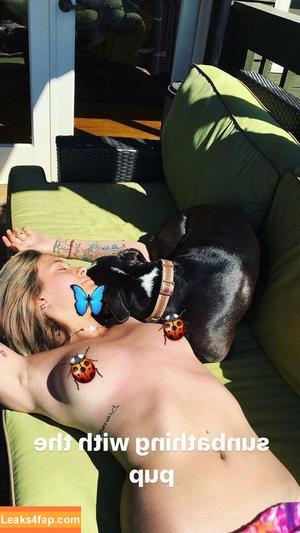 Paris Jackson photo #0028