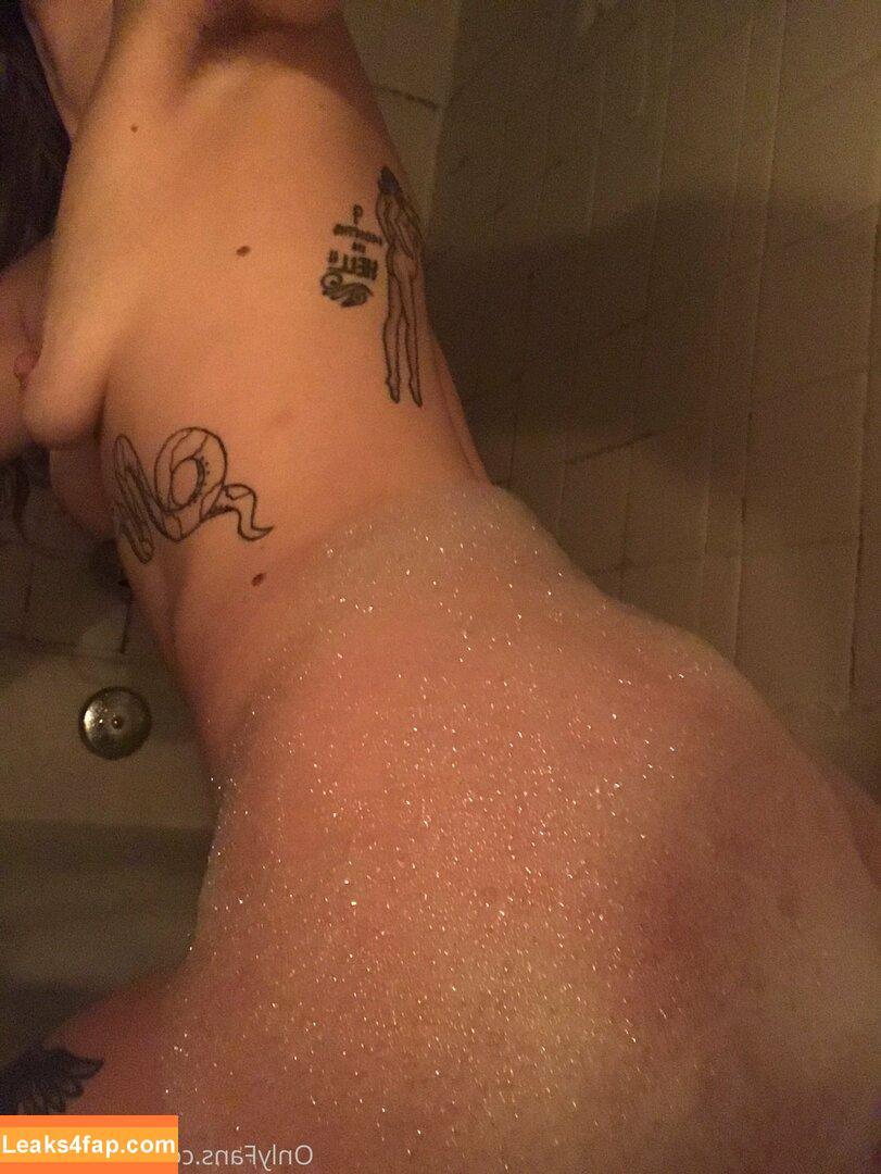 parisbush / Paris / The666milf / prettygirlparis10 leaked photo photo #0036