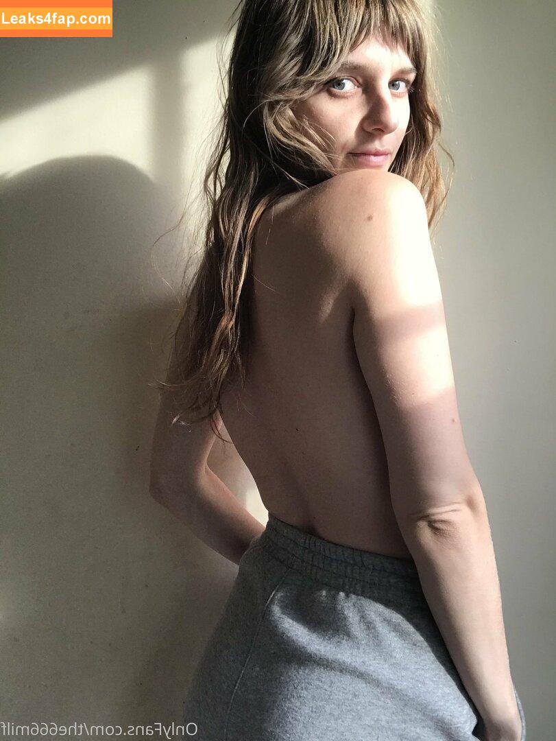 parisbush / Paris / The666milf / prettygirlparis10 leaked photo photo #0040