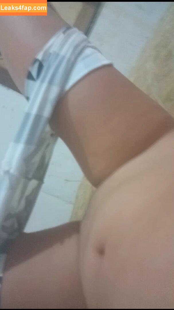Patyzinha012 / paty_landim leaked photo photo #0017