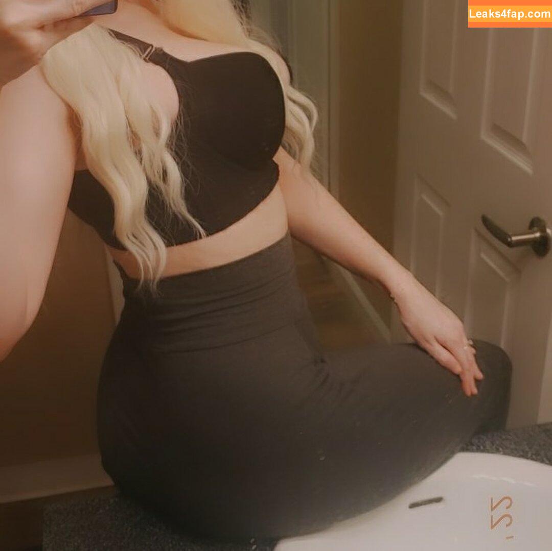 Peachwalker / peach_walker / peachjars leaked photo photo #0001