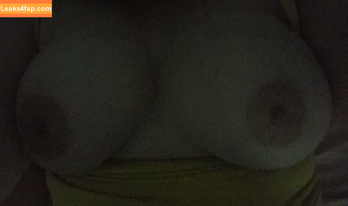 Peitudas /  leaked photo photo #0046