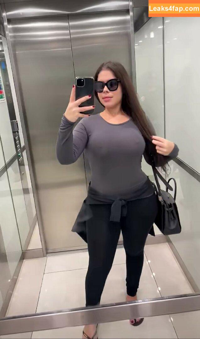 Peitudas /  leaked photo photo #0075