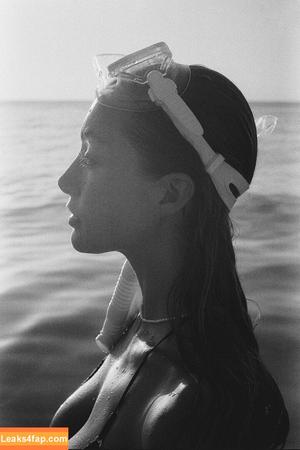 Penny Lane photo #0513