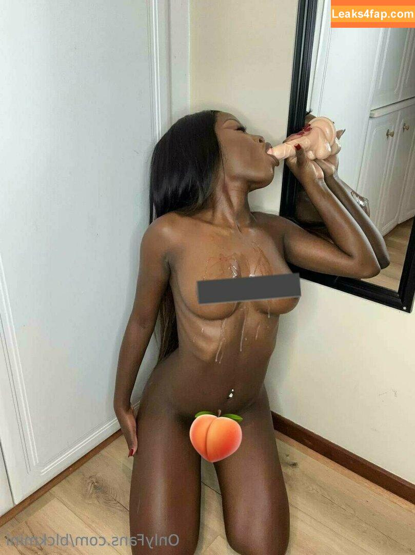 Petite Mini / blckmini / petiteminiature leaked photo photo #0019