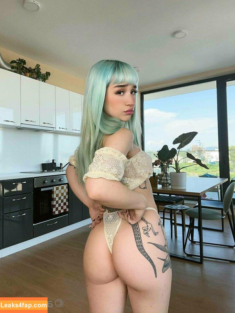 petiteara / aragasm leaked photo photo #0077