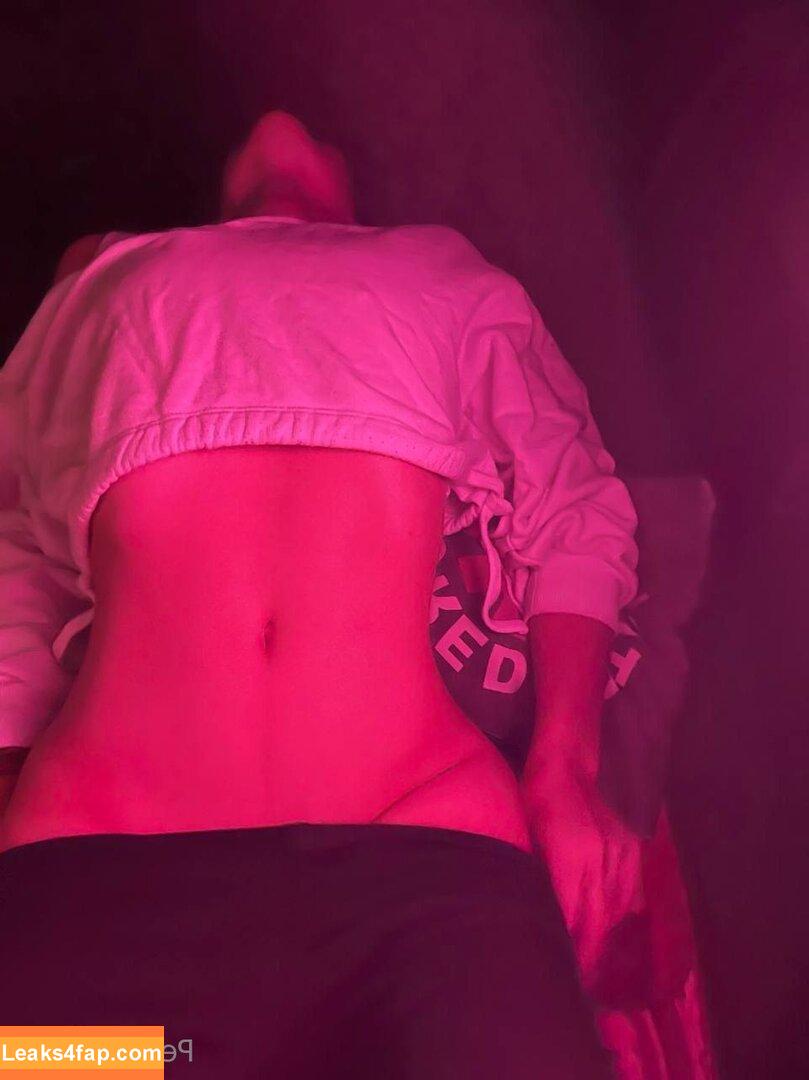 petitenikole /  leaked photo photo #0003
