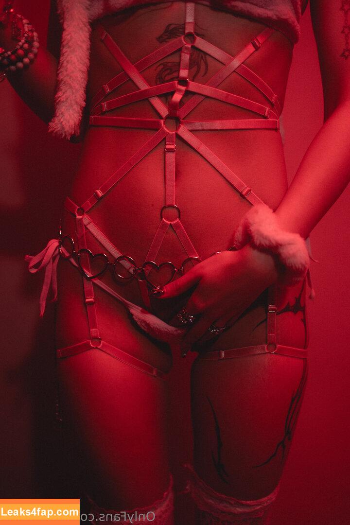 petitleaxx / notleaxo.x leaked photo photo #0041