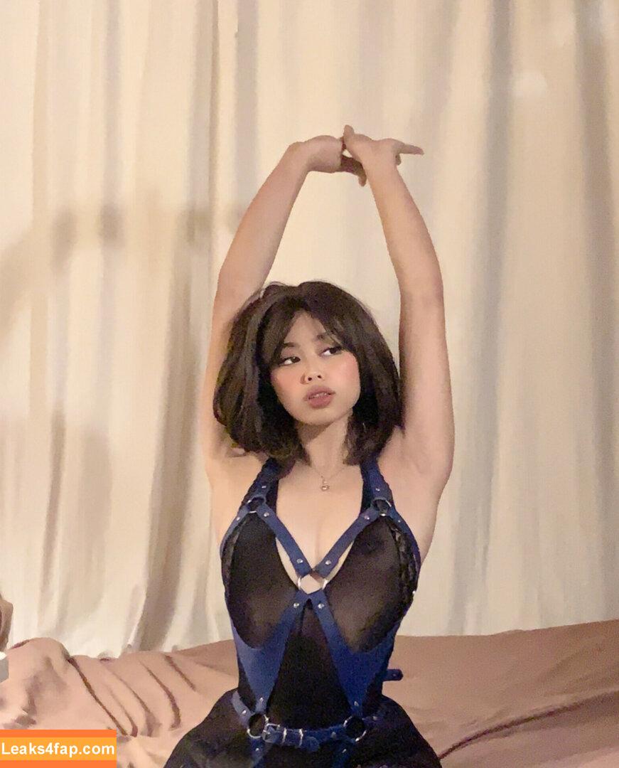 Pheeeebbbbss / malenasiren / malènaaaa / solitapuedoo leaked photo photo #0017