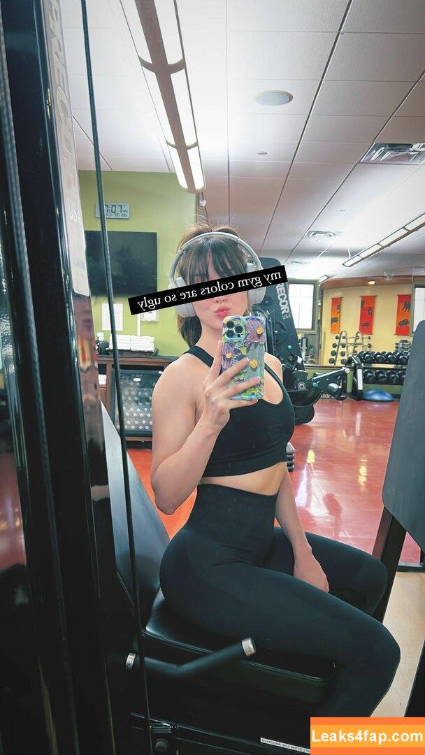 Pieceofmoo / moomoomadeline / tattooedjunkie leaked photo photo #0011