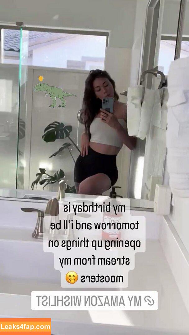 Pieceofmoo / moomoomadeline / tattooedjunkie leaked photo photo #0073