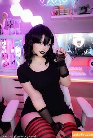 piperfoxxii photo #0058