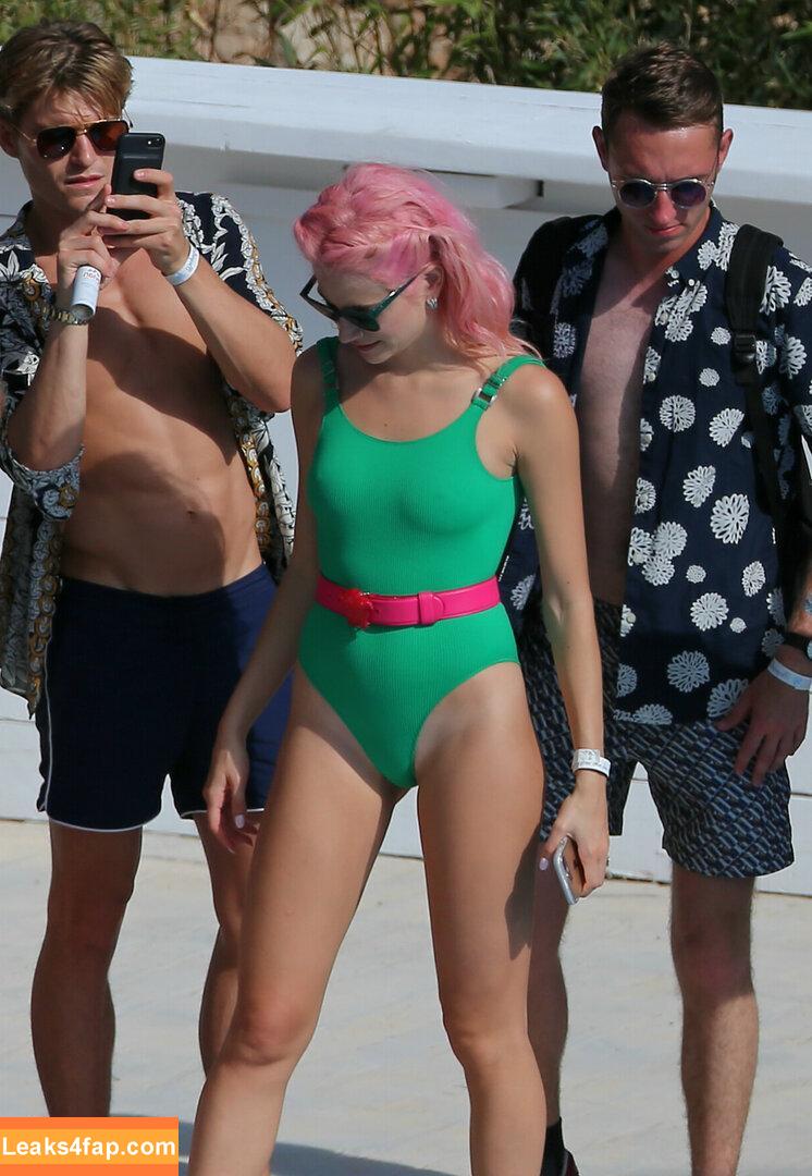 Pixie Lott / pixielott leaked photo photo #0015