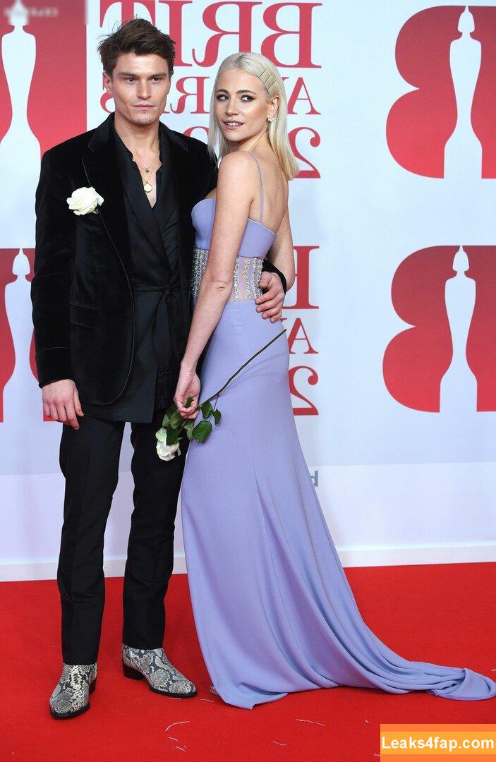 Pixie Lott / pixielott leaked photo photo #0110