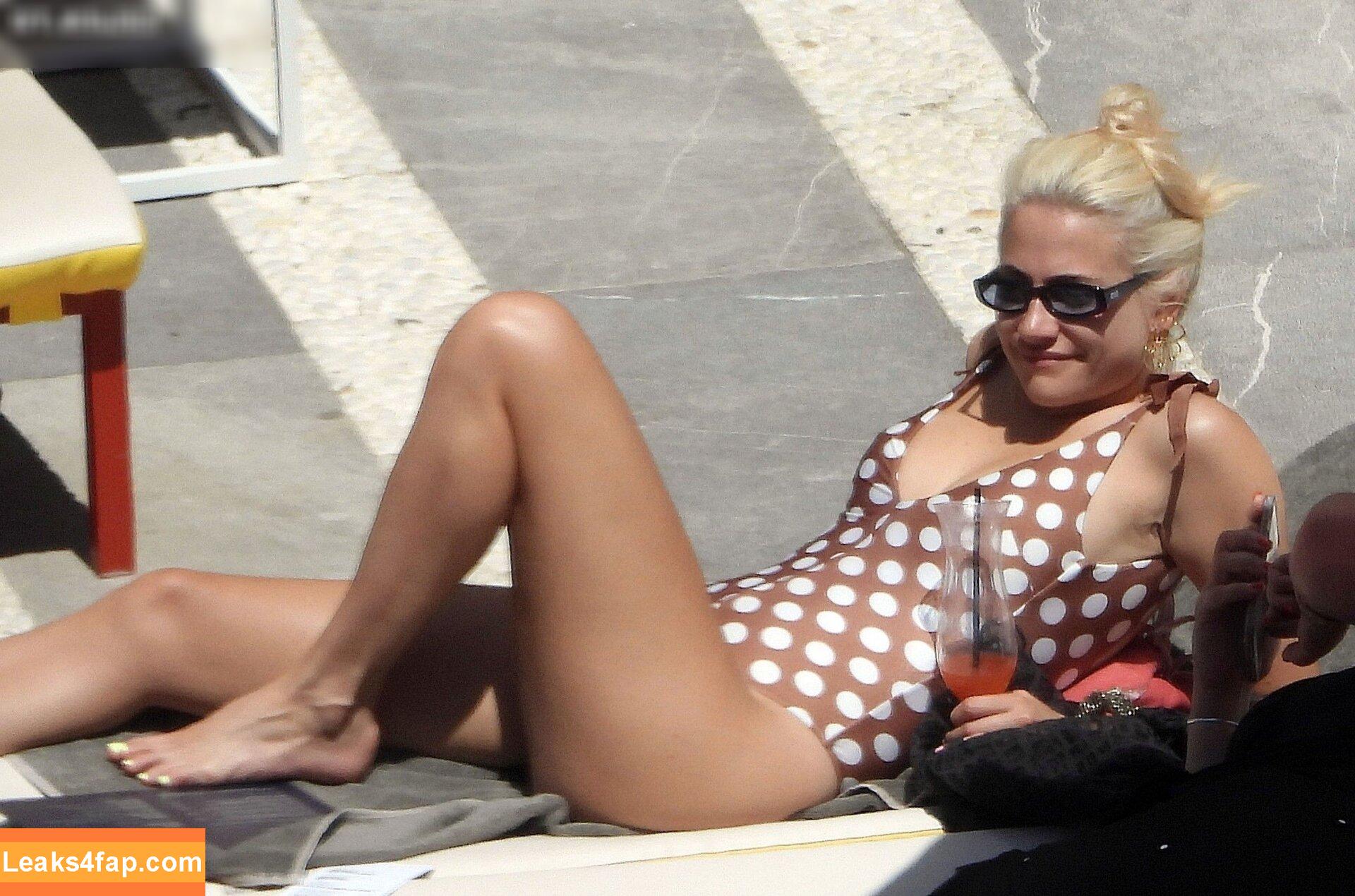 Pixie Lott / pixielott leaked photo photo #0135