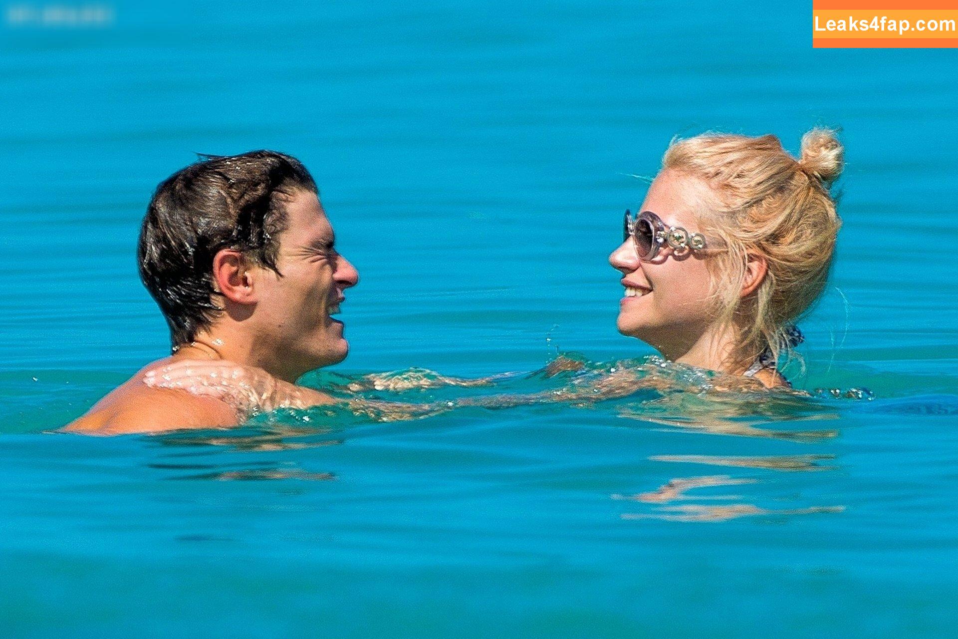 Pixie Lott / pixielott leaked photo photo #0329