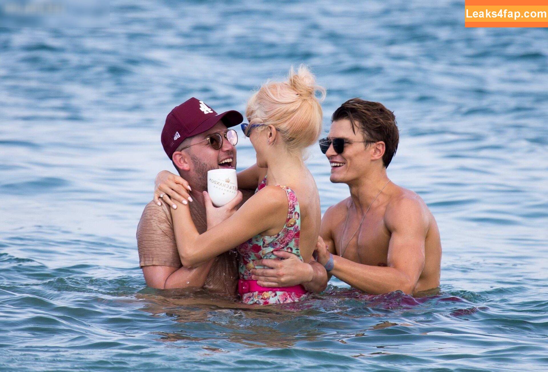 Pixie Lott / pixielott leaked photo photo #0366
