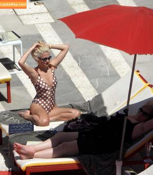 Pixie Lott photo #0297