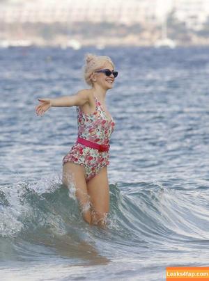 Pixie Lott photo #0356