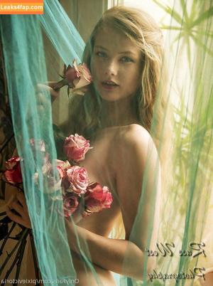 Pixie Victoria фото #0016