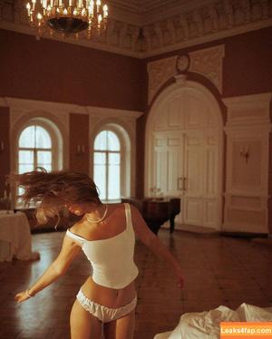 Polina Azarova photo #0318