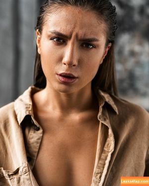 Polina Azarova photo #0411