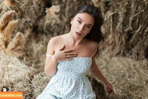 Polina Azarova фото #0693