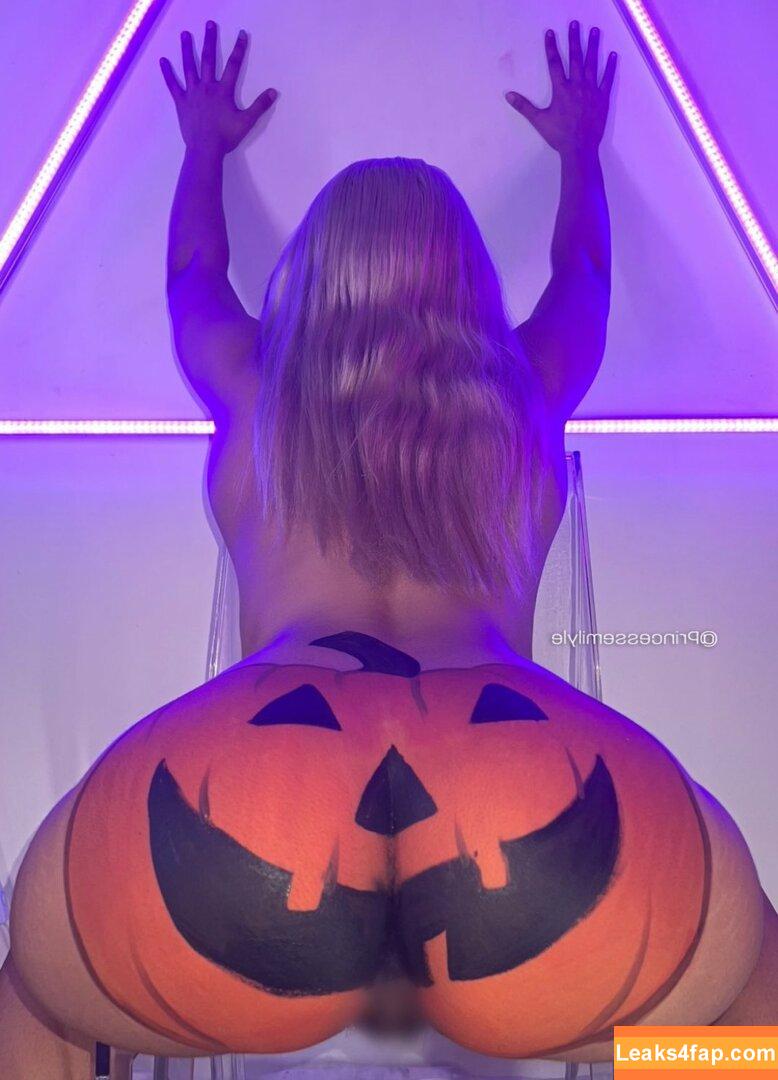 Princess Emily / FreaksOnlyy_xxx / babyemilyver / princessemily leaked photo photo #0010