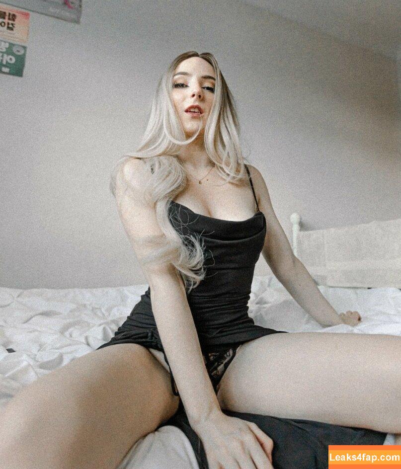 princess_lolaa / _.princess.lolaa / princesslolaa leaked photo photo #0024