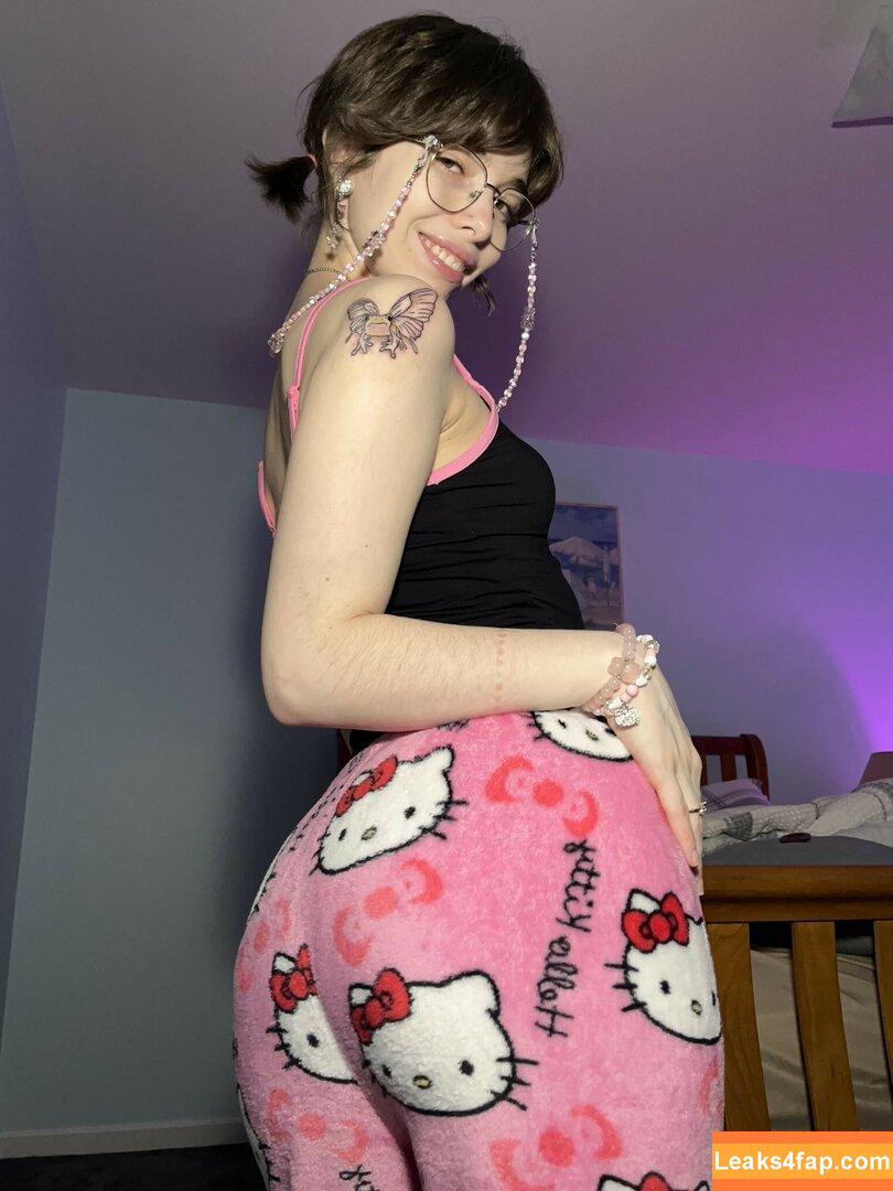 Princessemmagrace / emmamurabito / mightytinyginger leaked photo photo #0015