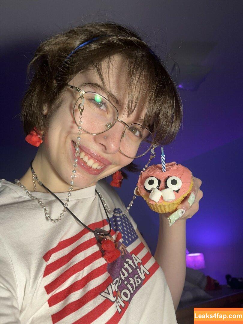 Princessemmagrace / emmamurabito / mightytinyginger leaked photo photo #0055
