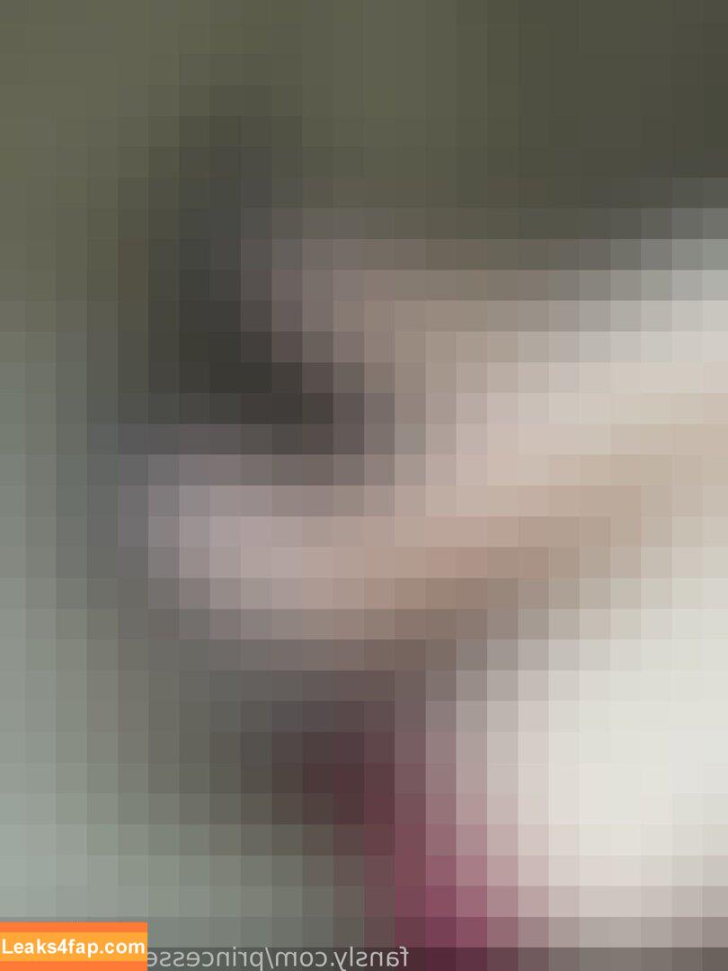 Princessemmagrace / emmamurabito / mightytinyginger leaked photo photo #0252