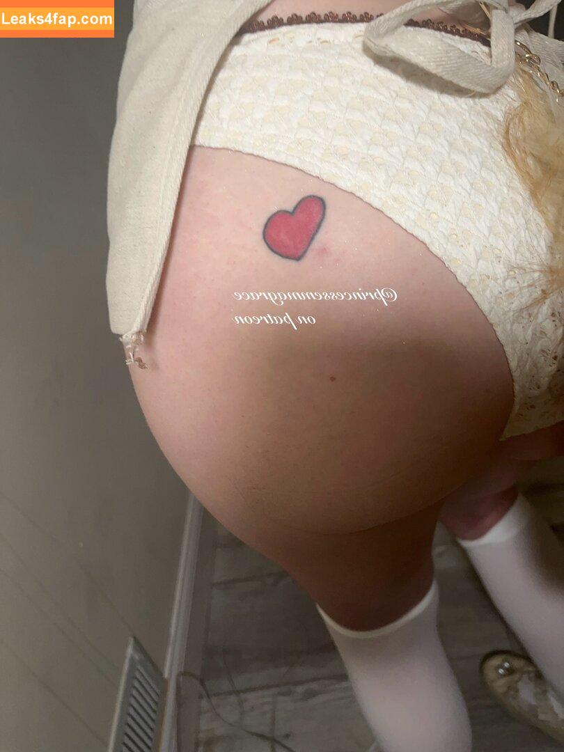 Princessemmagrace / emmamurabito / mightytinyginger leaked photo photo #0333