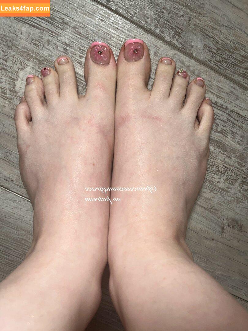Princessemmagrace / emmamurabito / mightytinyginger leaked photo photo #0349